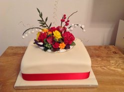 Debbie Shaw, beginner winner of the week from Design Me a Cake. Debbie Shaw- beginner